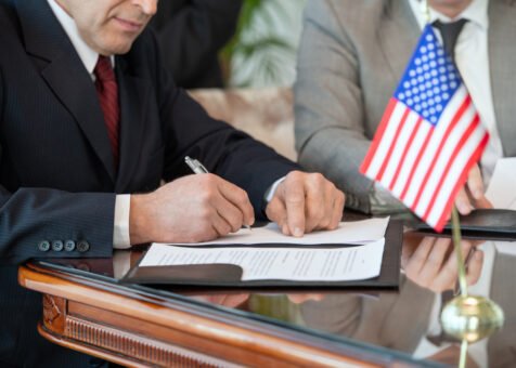 Servicios Legales y Migratorios