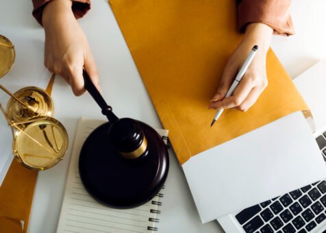 Servicios Legales y Migratorios